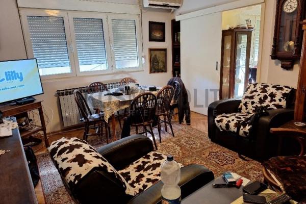 Stan na prodaju u Beogradu, Voždovac, cetvorosoban, 85m2, cena 270000 evra