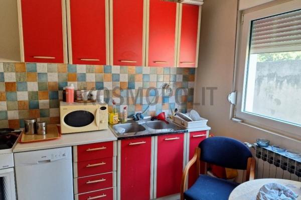 Stan na prodaju u Beogradu, Voždovac, cetvorosoban, 85m2, cena 270000 evra