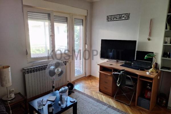 Stan na prodaju u Beogradu, Voždovac, cetvorosoban, 85m2, cena 270000 evra