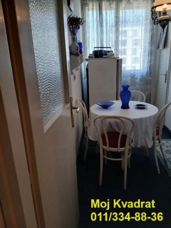 Stan na prodaju u Beogradu, Karaburma, dvosoban, 54m2, cena 140000 evra