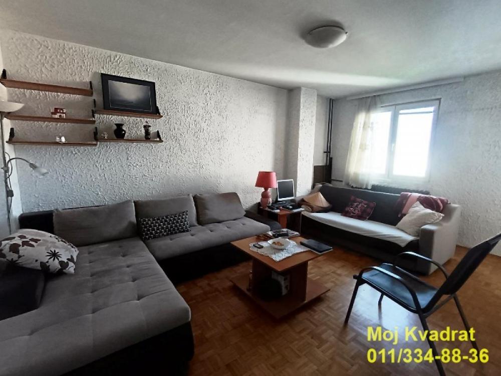 Stan na prodaju u Beogradu, Novi Beograd blok 62, jednoiposoban, 50m2, cena 150000 evra
