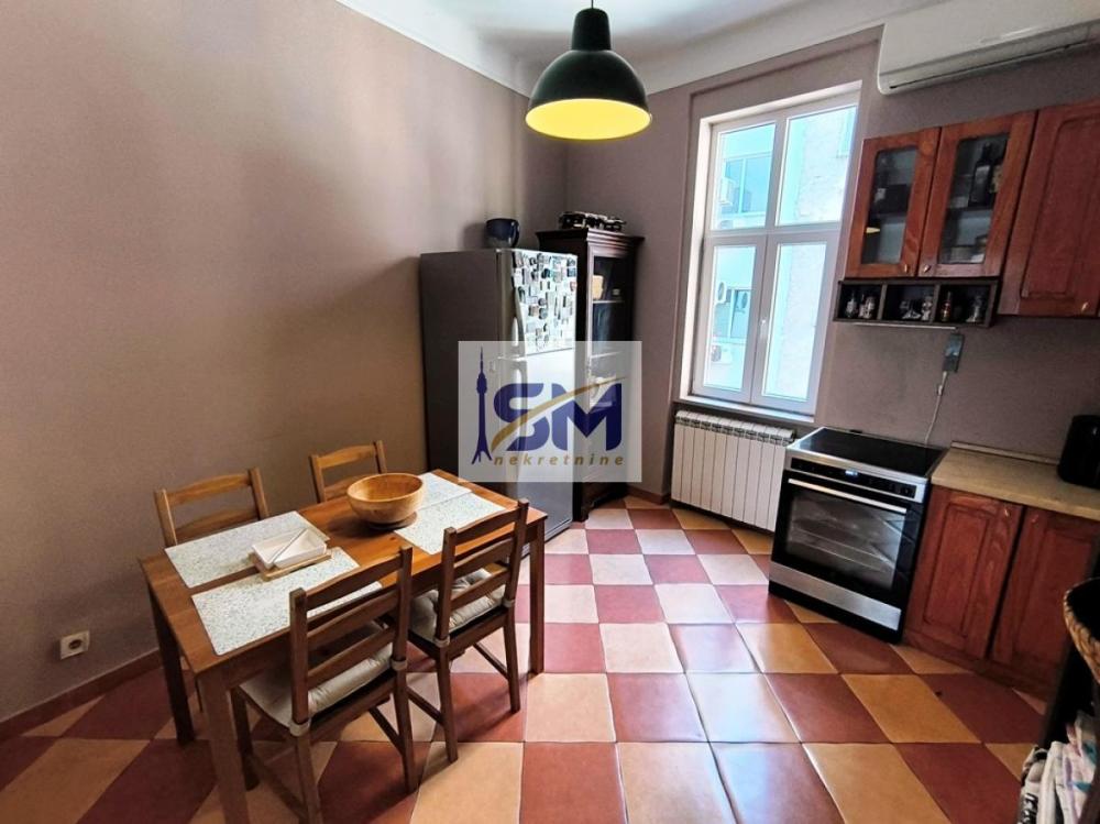 Stan na prodaju u Beogradu, Beograd (centar), 130m2, cena 494000 evra