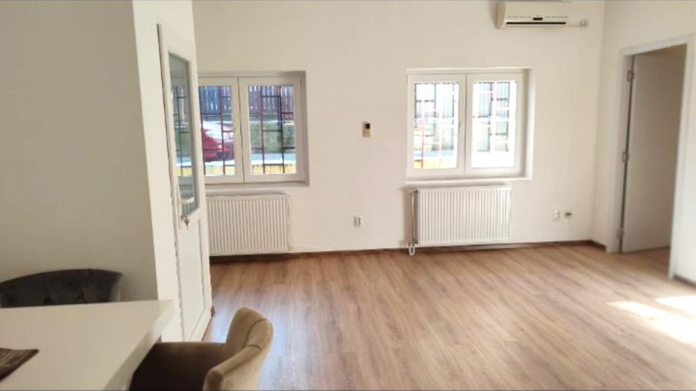 Stan na prodaju u Beogradu, Banovo brdo, 60m2, cena 129000 evra