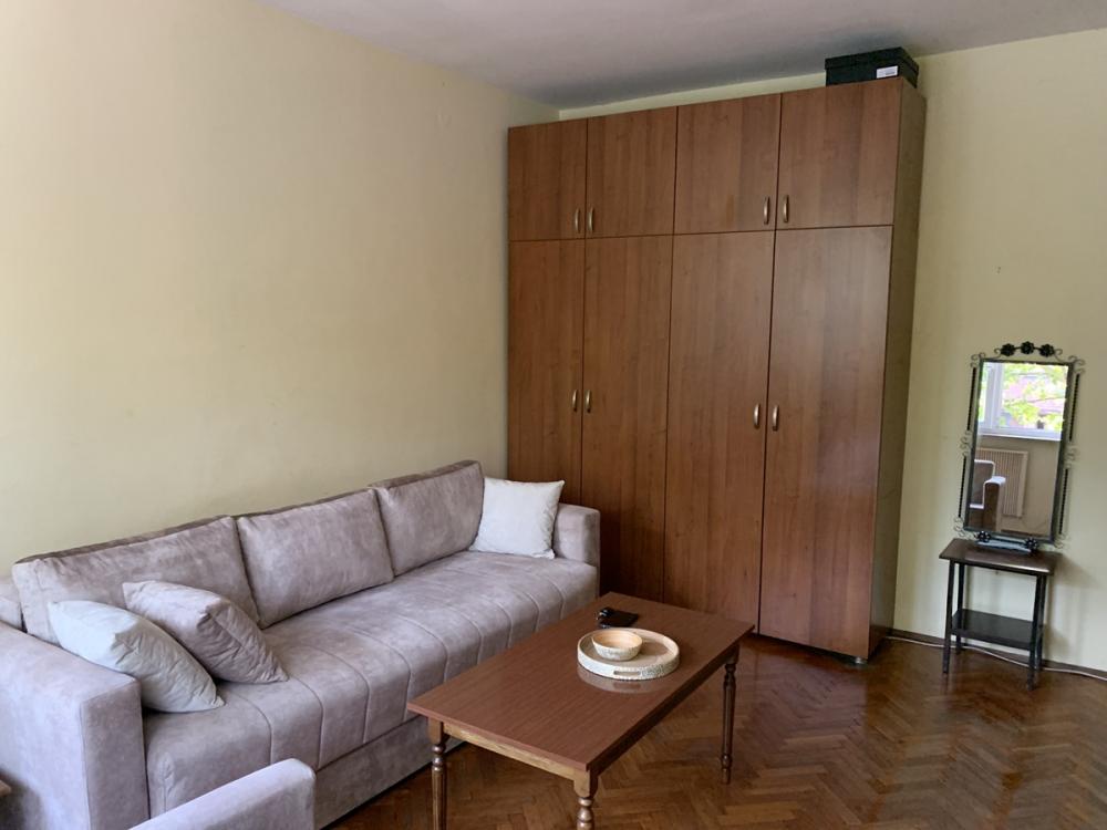 Stan na prodaju u Beogradu, Vukov spomenik, jednoiposoban, 45m2, cena 160000 evra