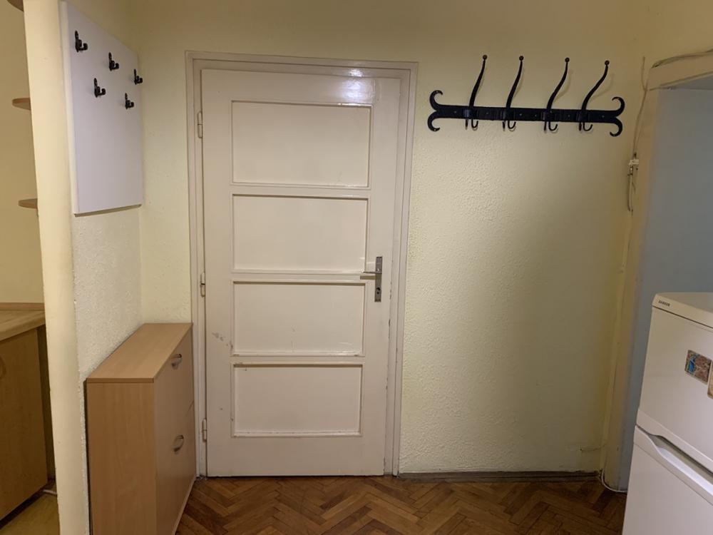 Stan na prodaju u Beogradu, Vukov spomenik, jednoiposoban, 45m2, cena 160000 evra