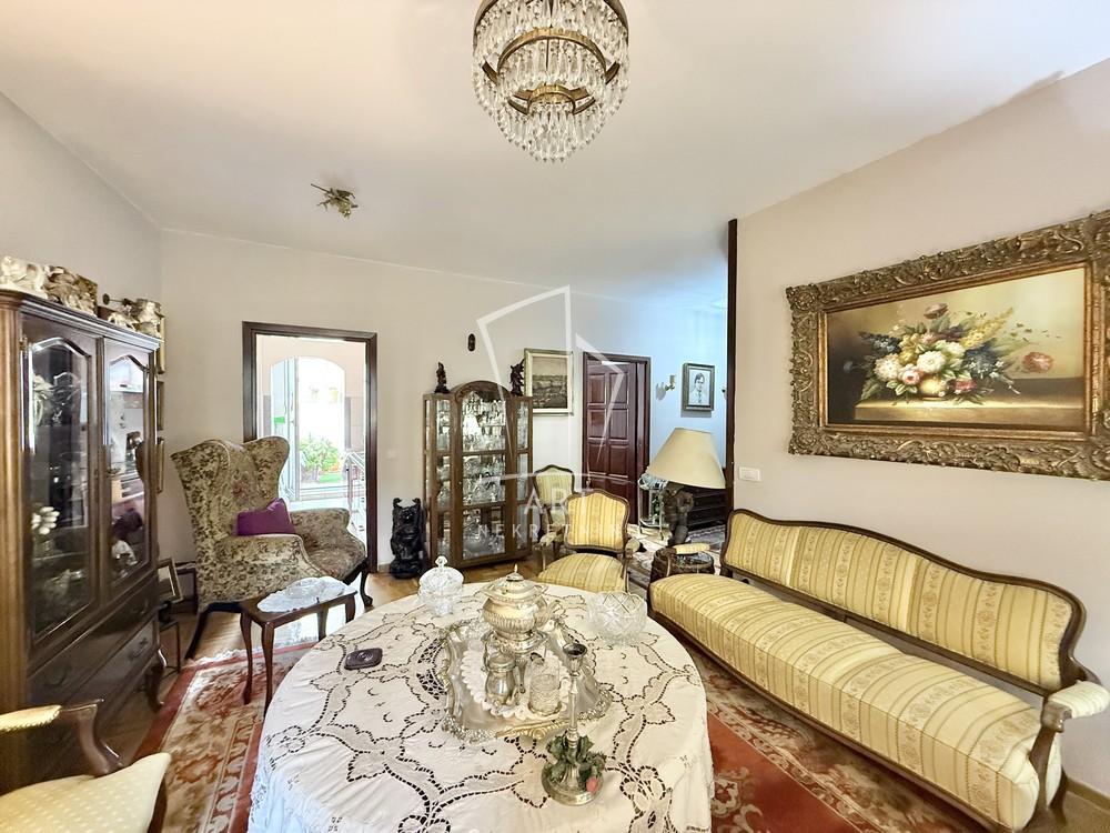 Stan na prodaju u Beogradu, Crveni Krst, dvoiposoban, 61m2, cena 245000 evra