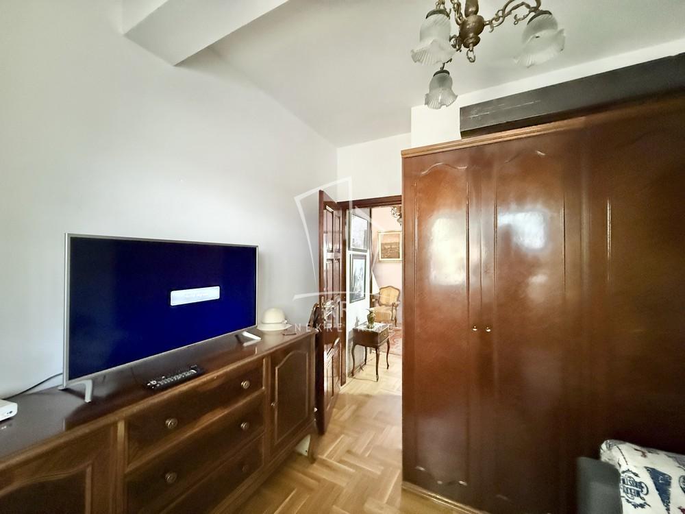 Stan na prodaju u Beogradu, Crveni Krst, dvoiposoban, 61m2, cena 245000 evra