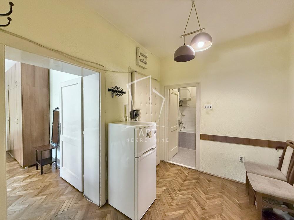 Stan na prodaju u Beogradu, Vukov spomenik, dvosoban, 45m2, cena 160000 evra