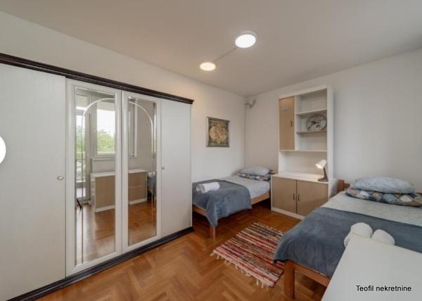 Stan na prodaju u Beogradu, Novi Beograd blok 25 (Arena), cetvorosoban, 108m2, cena 424000 evra