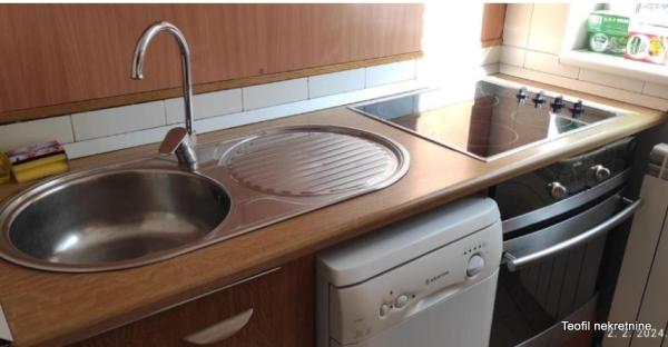 Stan na prodaju u Beogradu, Novi Beograd blok 25 (Arena), cetvorosoban, 108m2, cena 424000 evra