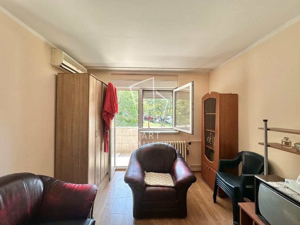 Stan na prodaju u Beogradu, Voždovac, jednoiposoban, 36m2, cena 119500 evra