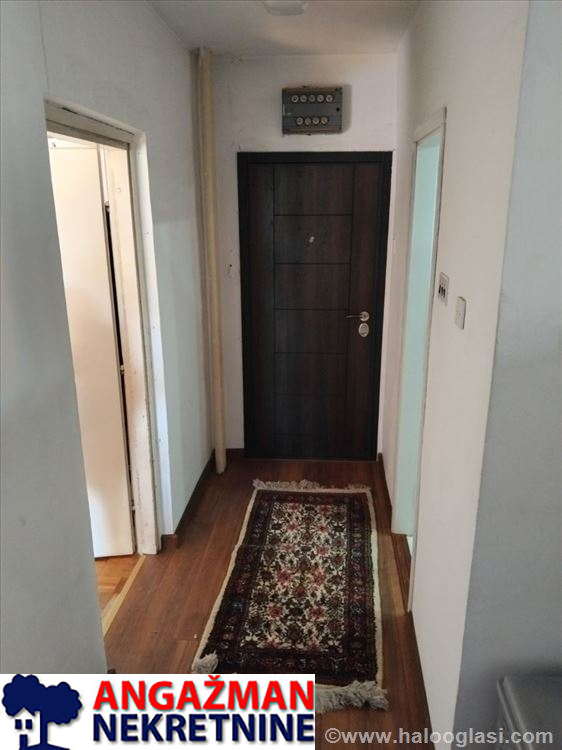 Stan na prodaju u Beogradu, Braće Jerković, dvosoban, 65m2, cena 159900 evra
