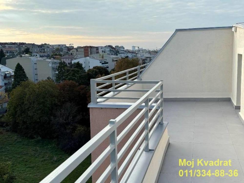 Stan na prodaju u Beogradu, Bulbulder, jednoiposoban, 42m2, cena 180000 evra
