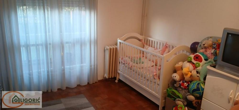 Stan na prodaju u Beogradu, Bežanijska kosa, trosoban, 78m2, cena 229900 evra