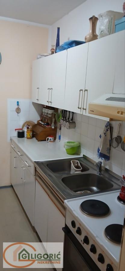 Stan na prodaju u Beogradu, Bežanijska kosa, trosoban, 78m2, cena 229900 evra