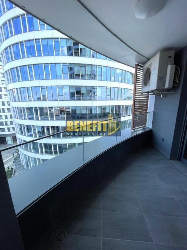 Stan na prodaju u Beogradu, Savski venac, cetvorosoban, 107m2, cena 620000 evra