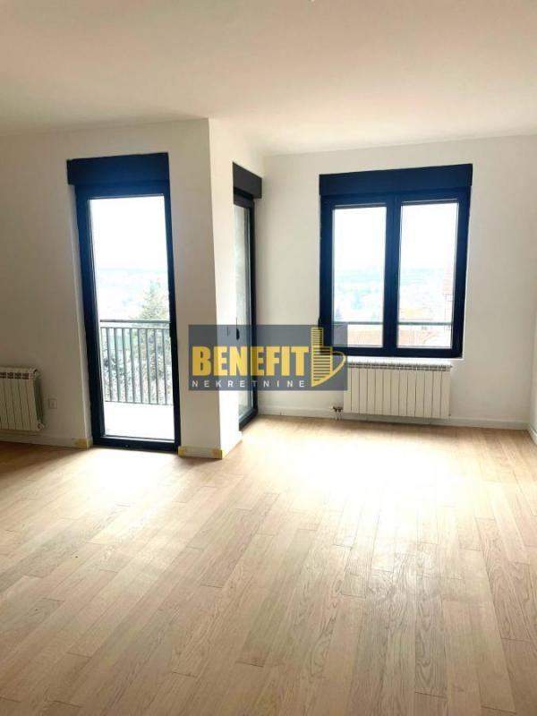 Stan na prodaju u Beogradu, Olimp, trosoban, 95m2, cena 277000 evra