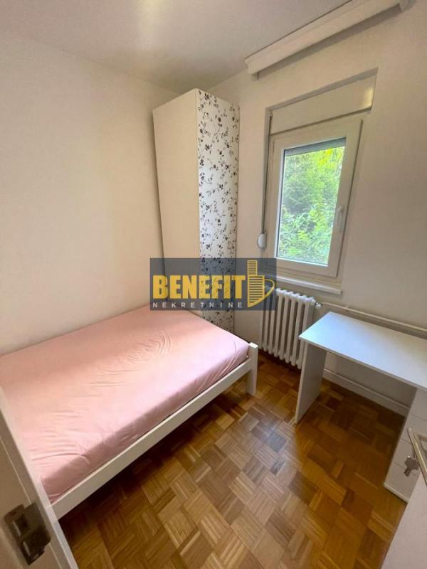 Stan na prodaju u Beogradu, Bežanijska kosa, cetvorosoban, 84m2, cena 254000 evra