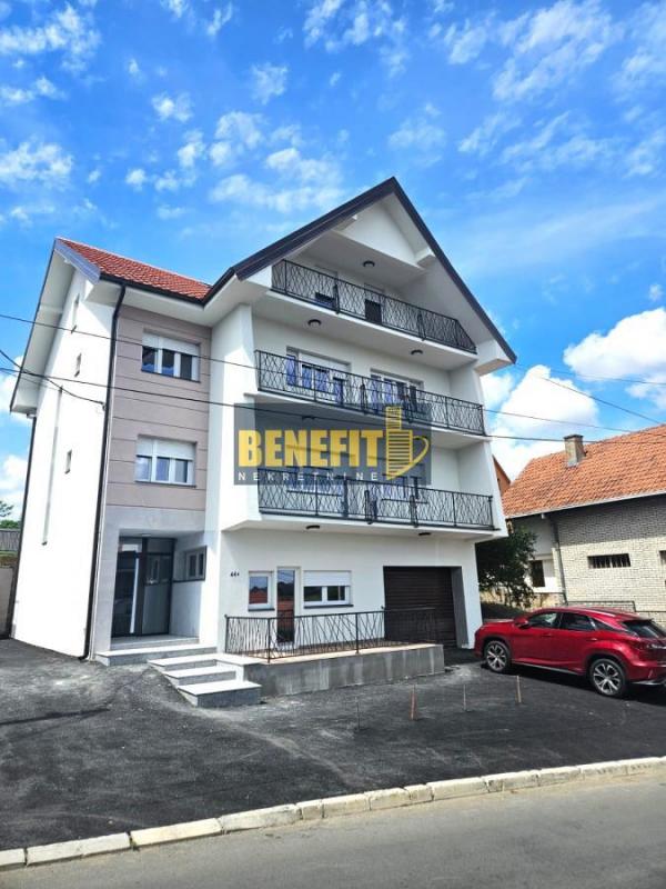 Stan na prodaju u Beogradu, Ostružnica, cetvorosoban, 100m2, cena 145000 evra