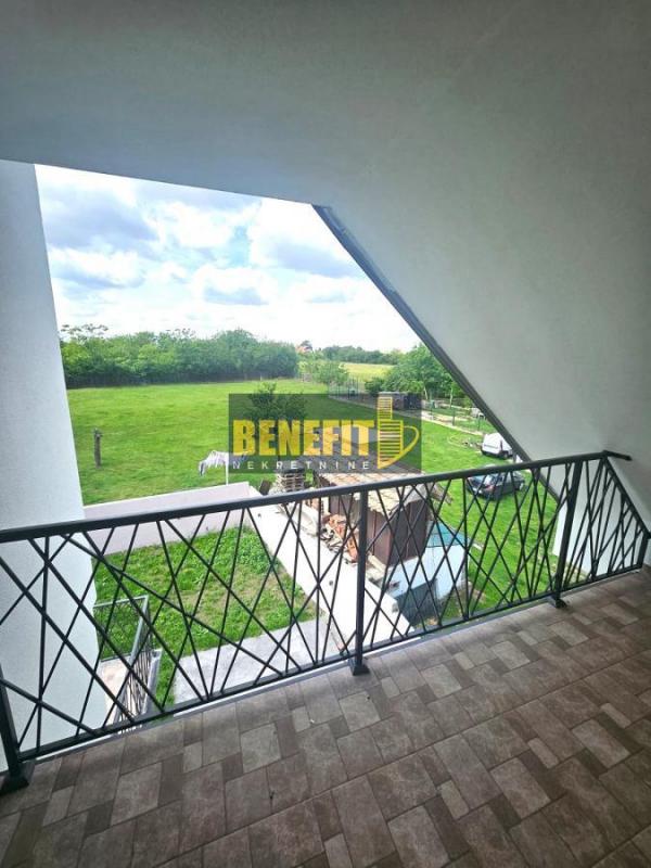 Stan na prodaju u Beogradu, Ostružnica, cetvorosoban, 100m2, cena 145000 evra