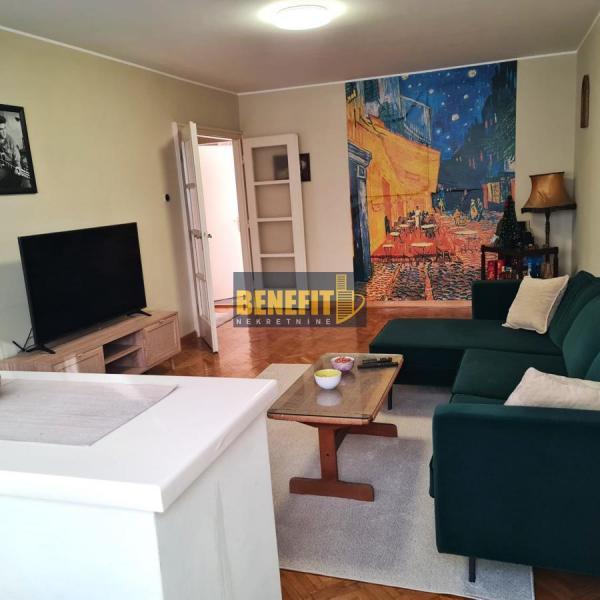 Stan na prodaju u Beogradu, Krunski venac, dvosoban, 70m2, cena 330000 evra