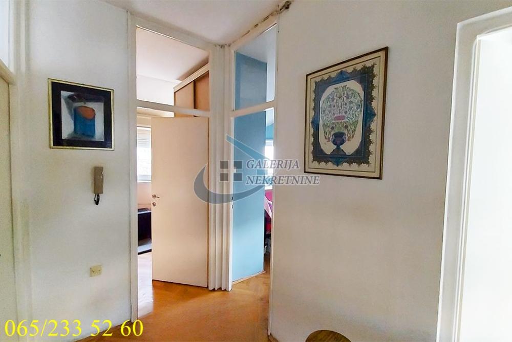 Stan na prodaju u Beogradu, Palilulska pijaca, cetvorosoban, 97m2, cena 280000 evra