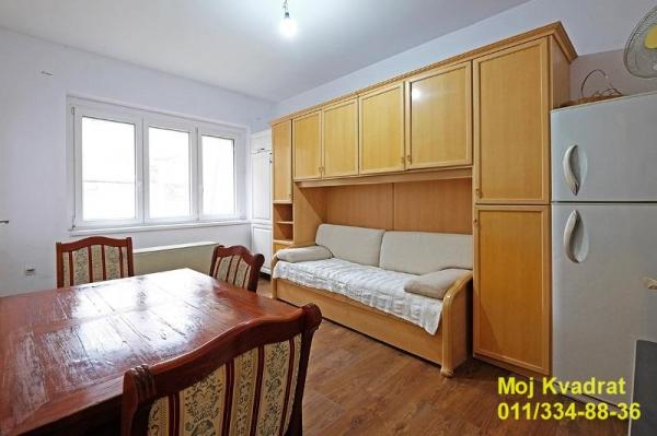 Stan na prodaju u Beogradu, Palilulska pijaca, dvoiposoban, 74m2, cena 250000 evra