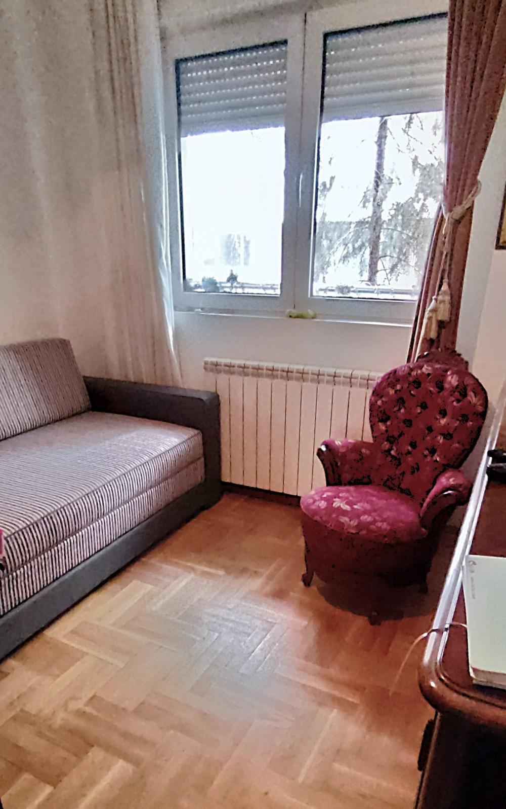 Stan na prodaju u Beogradu, Vračar, trosoban, 75m2, cena 240000 evra