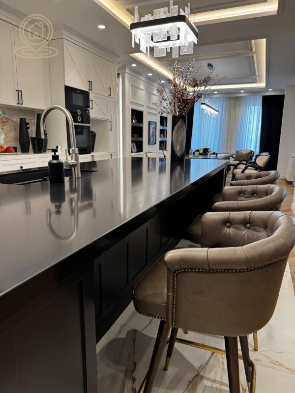 Stan na prodaju u Beogradu, Neimar, cetvorosoban, 260m2, cena 1770000 evra