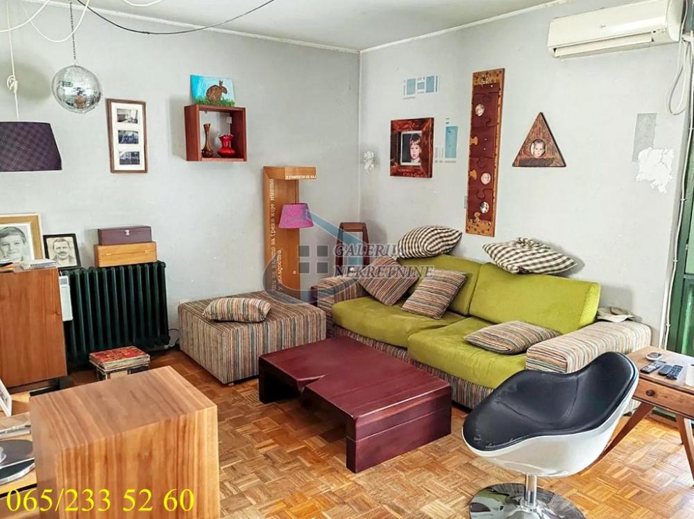 Stan na prodaju u Beogradu, Rakovica, trosoban, 83m2, cena 185000 evra
