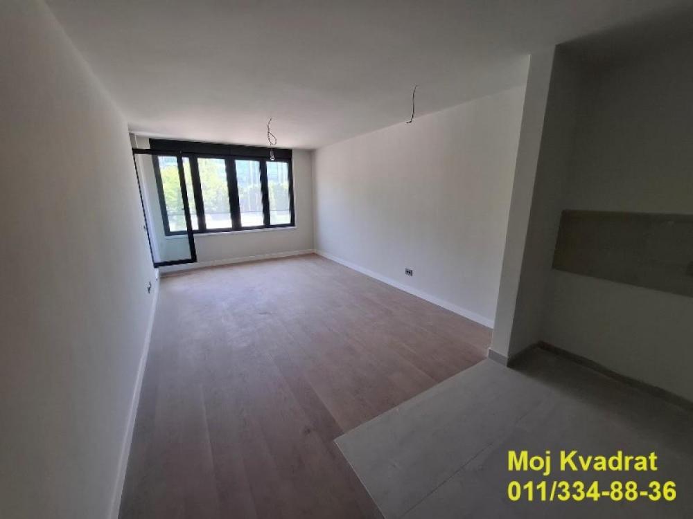 Stan na prodaju u Beogradu, Novi Beograd blok 64, dvosoban, 65m2, cena 282000 evra