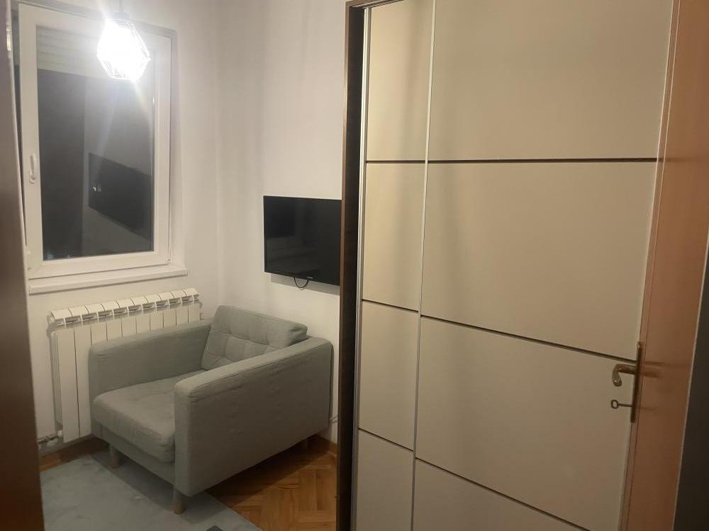 Stan na prodaju u Beogradu, Mirijevski Bulevar, dvosoban, 40m2, cena 135000 evra