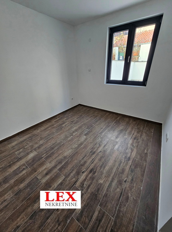Stan na prodaju u Beogradu, Učiteljsko naselje, trosoban, 64m2, cena 205000 evra