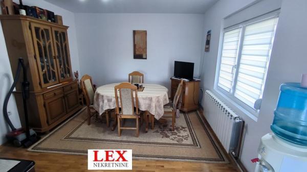 Stan na prodaju u Beogradu, Borča, cetvorosoban, 93m2, cena 150000 evra