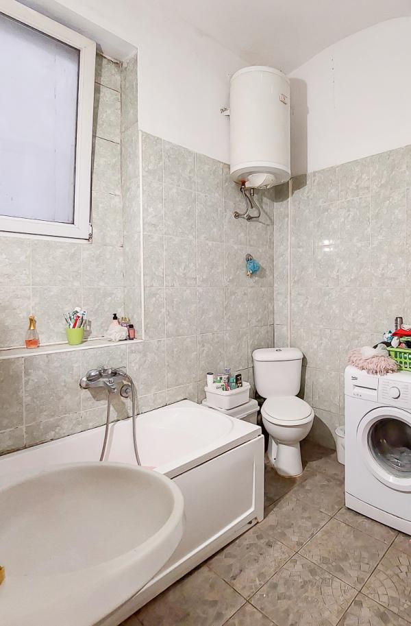 Stan na prodaju u Beogradu, Stari grad, 104m2, cena 380000 evra