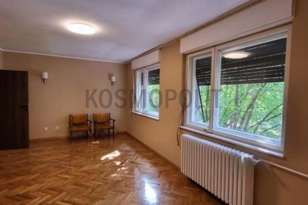 Stan na prodaju u Beogradu, Kalenić pijaca, cetvorosoban, 100m2, cena 420000 evra