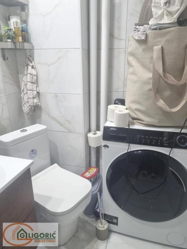 Stan na prodaju u Beogradu, Voždovac, dvosoban, 65m2, cena 160000 evra