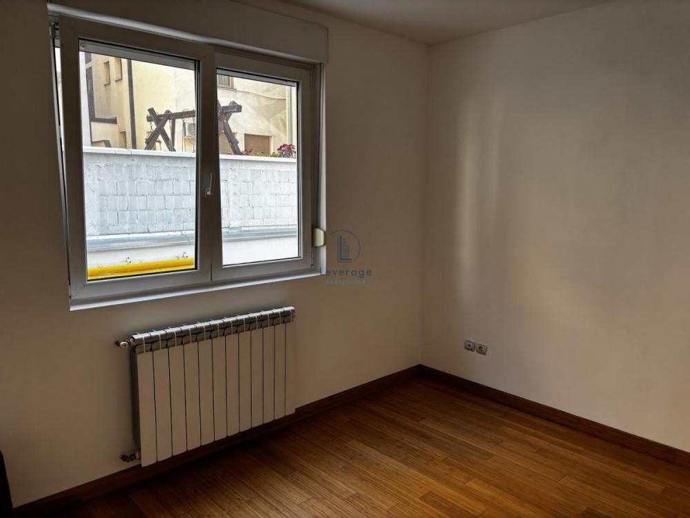 Stan na prodaju u Beogradu, Pašino brdo, dvoiposoban, 58m2, cena 200000 evra