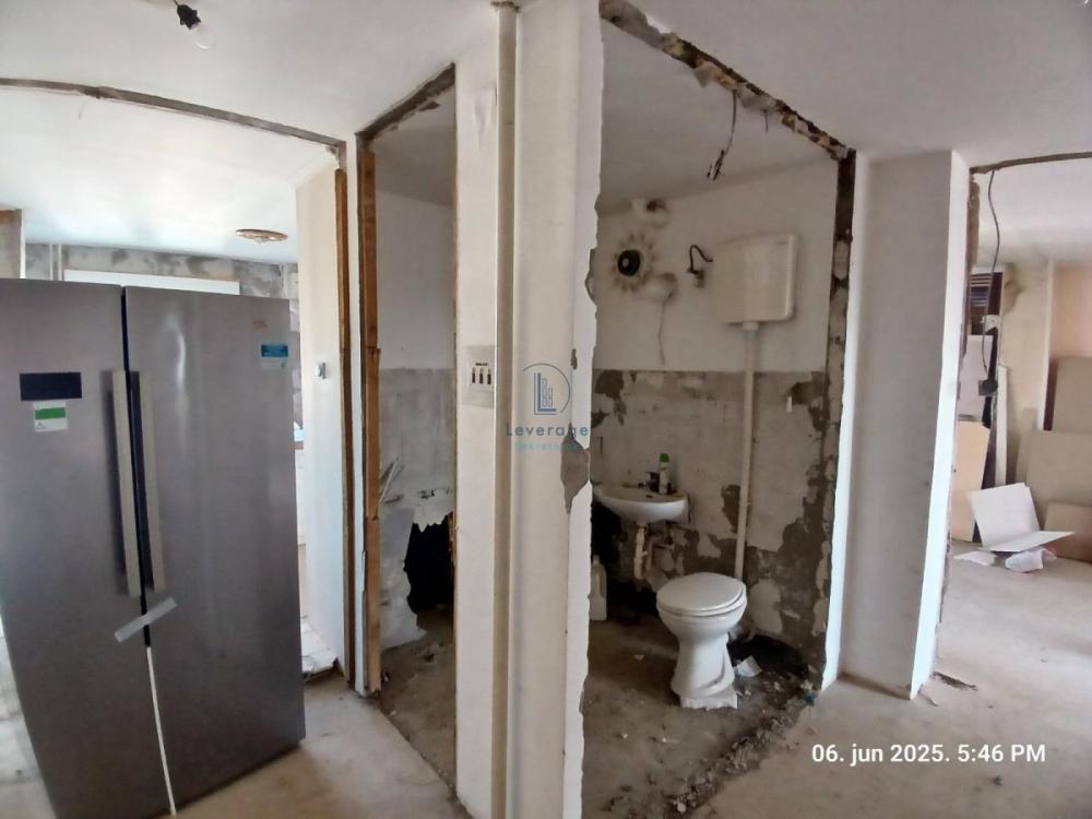 Stan na prodaju u Beogradu, Novi Beograd blok 61, 96m2, cena 220000 evra
