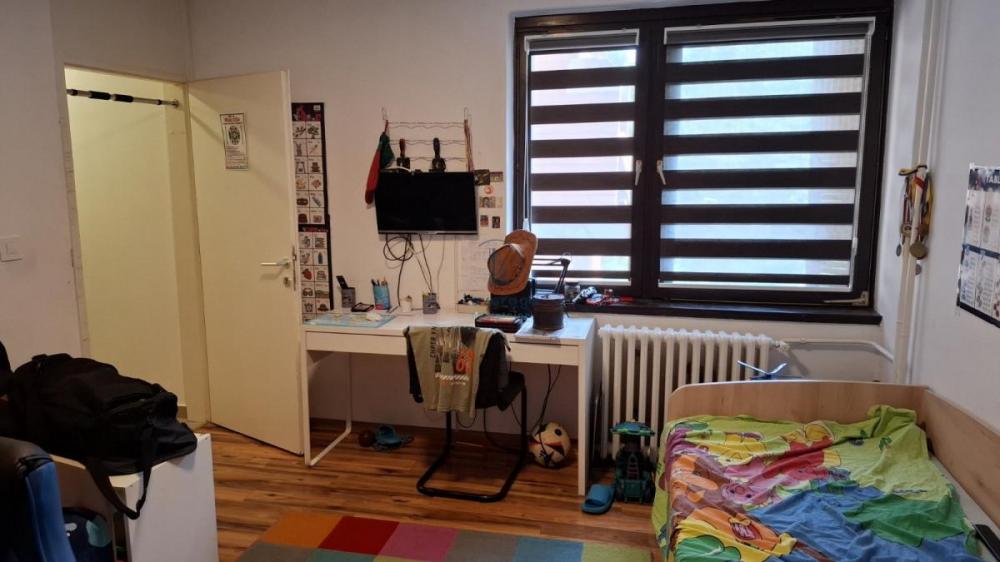 Stan na prodaju u Beogradu, Višnjička banja, trosoban, 70m2, cena 227500 evra
