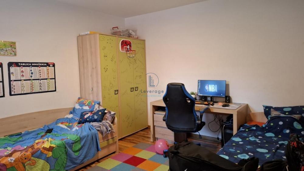Stan na prodaju u Beogradu, Višnjička banja, trosoban, 70m2, cena 227500 evra