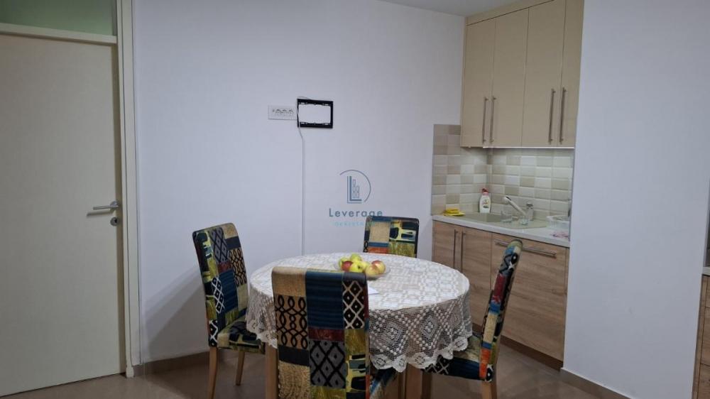 Stan na prodaju u Beogradu, Višnjička banja, trosoban, 70m2, cena 227500 evra