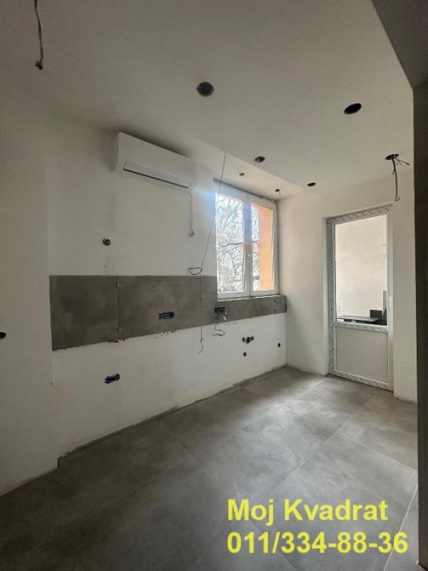 Stan na prodaju u Beogradu, Palilula, cetvorosoban, 72m2, cena 257000 evra