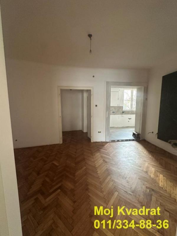 Stan na prodaju u Beogradu, Palilula, cetvorosoban, 72m2, cena 257000 evra