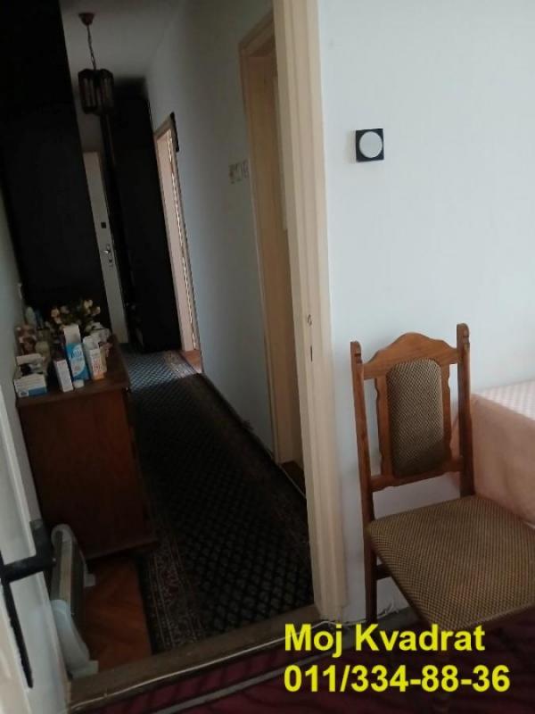 Stan na prodaju u Beogradu, Karaburma, jednosoban, 41m2, cena 89900 evra