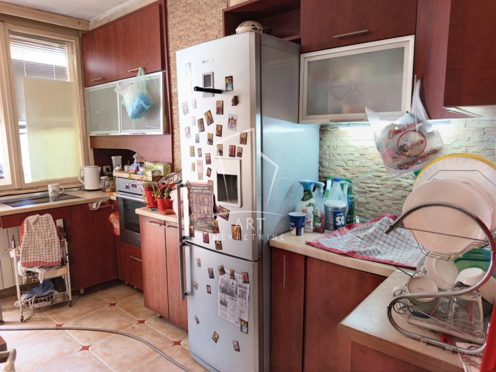 Stan na prodaju u Beogradu, Stari grad, trosoban, 65m2, cena 300000 evra