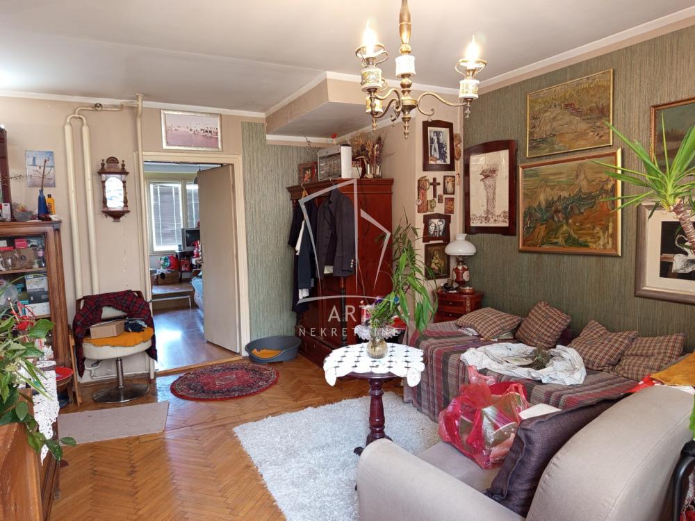 Stan na prodaju u Beogradu, Stari grad, trosoban, 65m2, cena 300000 evra