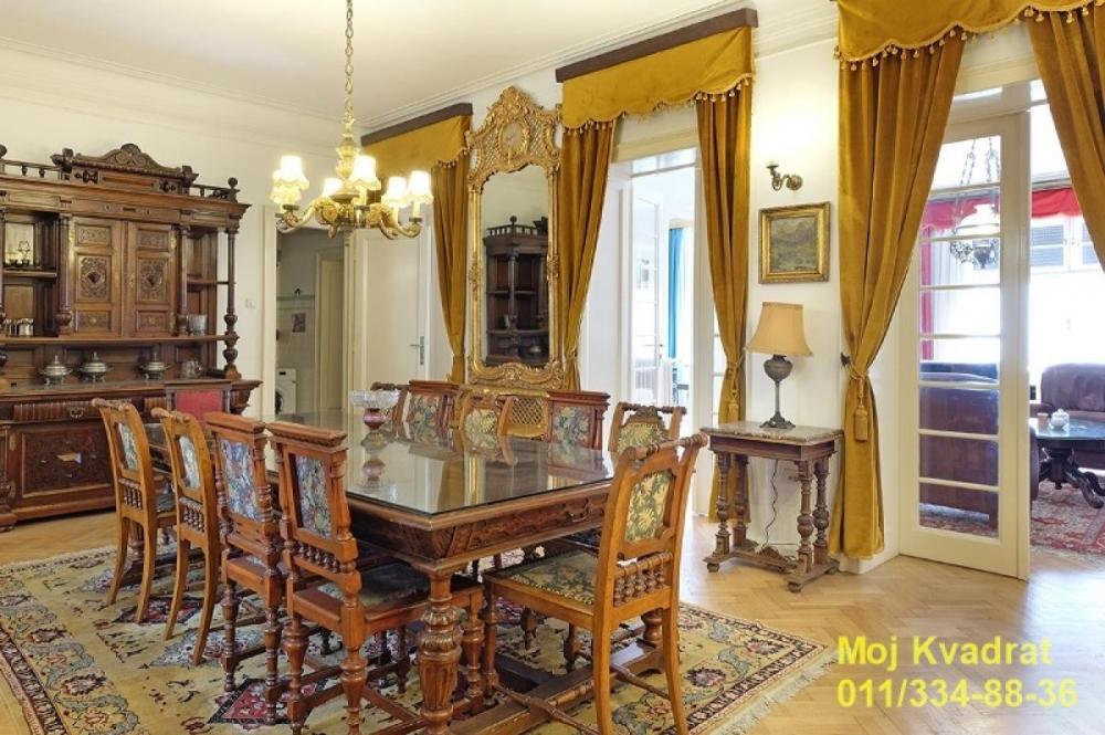 Stan na prodaju u Beogradu, Trg Nikole Pašića, cetvorosoban, 128m2, cena 549000 evra