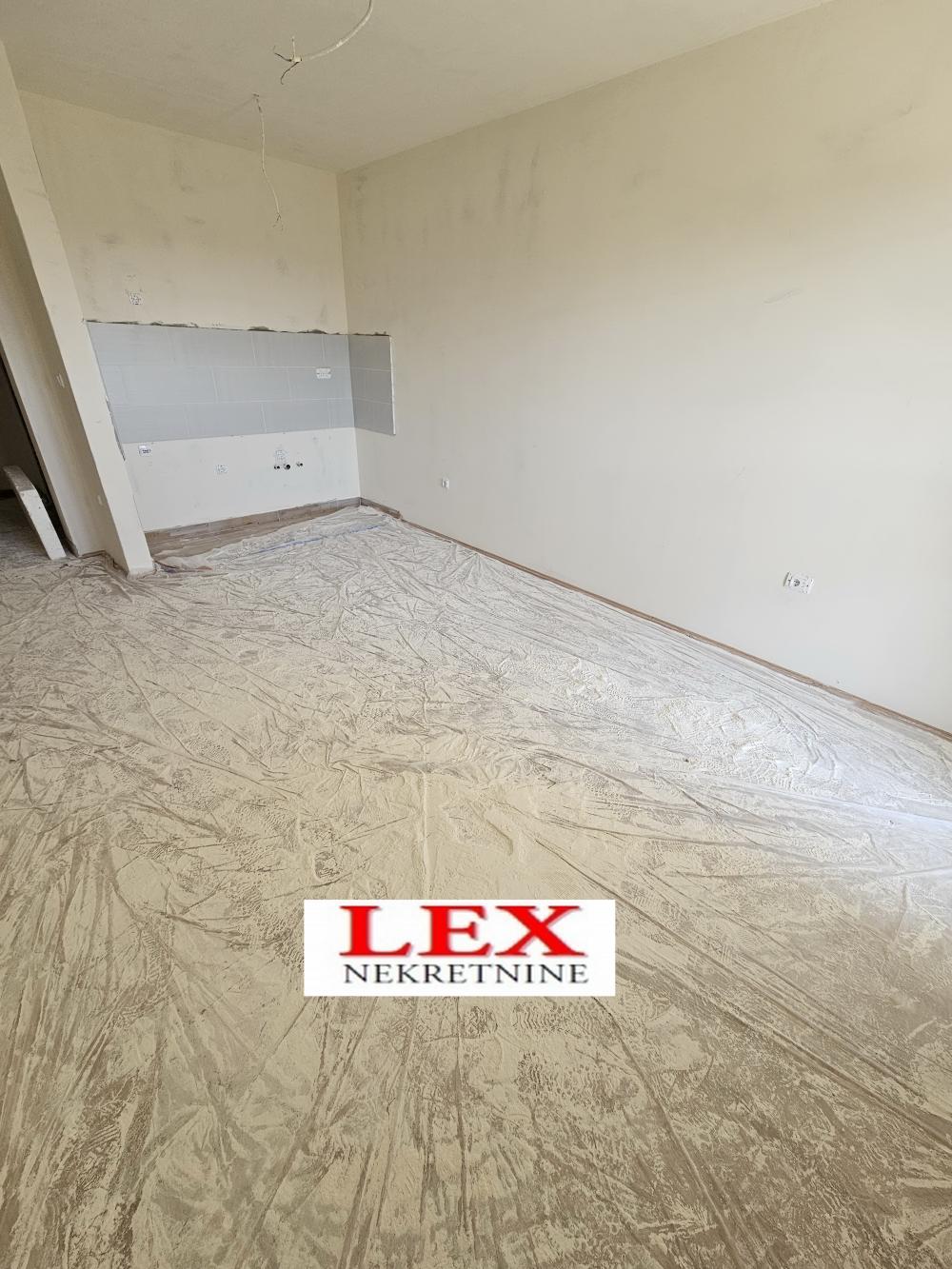 Stan na prodaju u Beogradu, Batajnica, trosoban, 61m2, cena 100980 evra