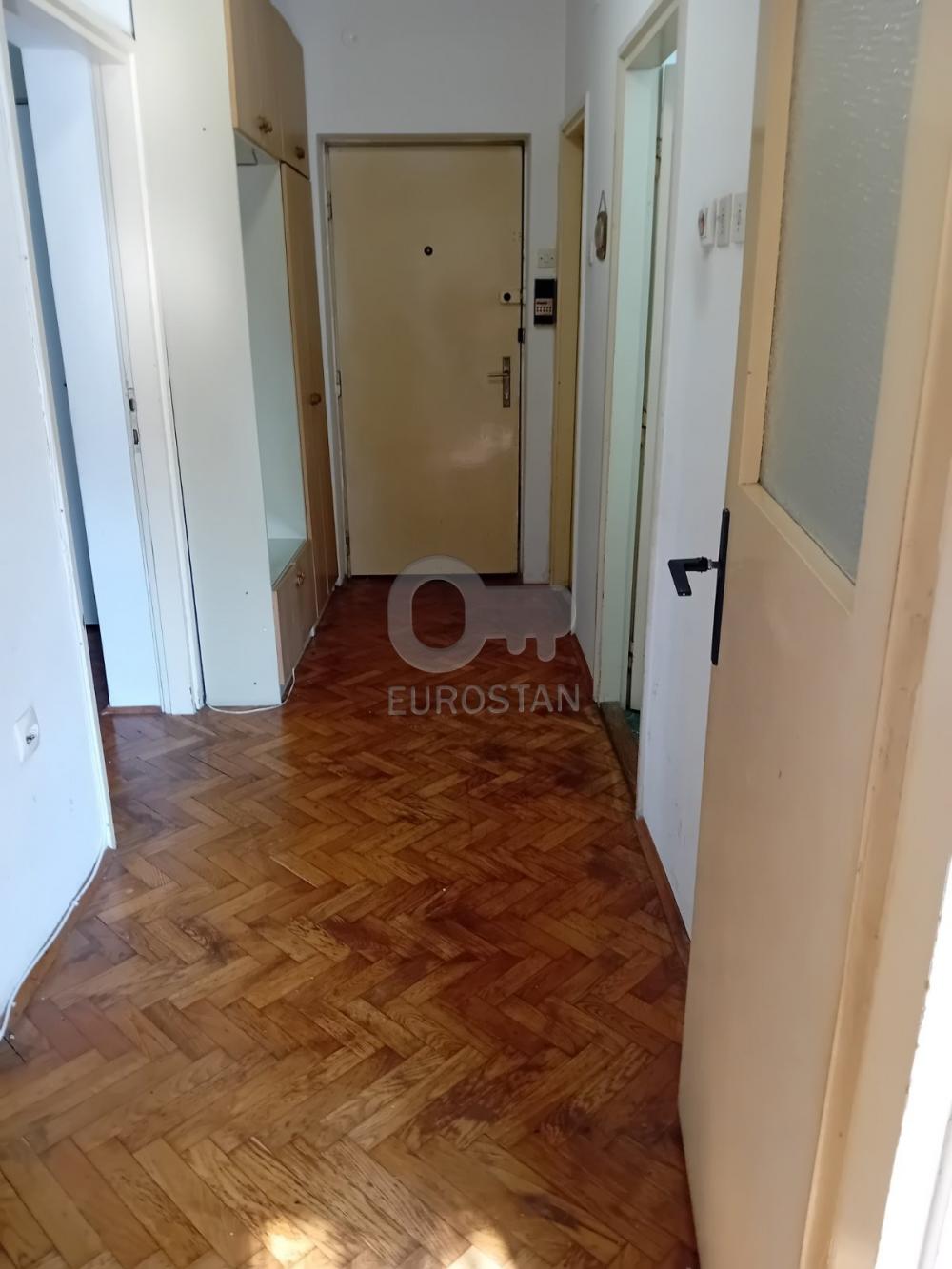 Stan na prodaju u Beogradu, Braće Jerković, dvosoban, 60m2, cena 120000 evra